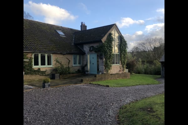 House sit in Hindon, United Kingdom