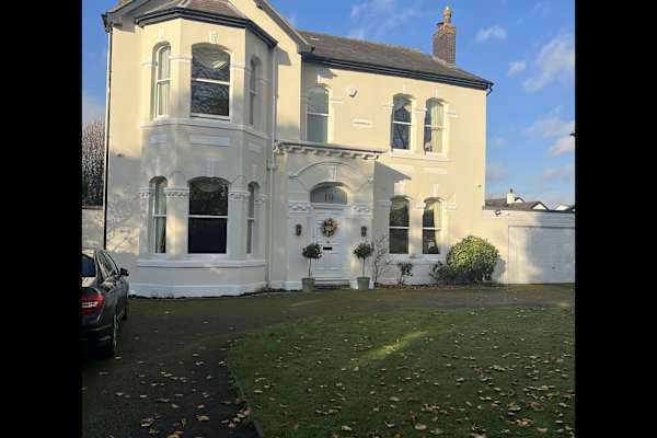 House sit in Liverpool, United Kingdom