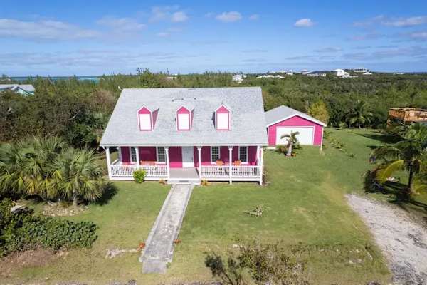 House sit in Green Turtle Cay, Bahamas