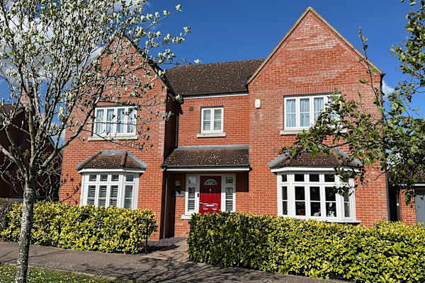 House sit in Cambourne, United Kingdom