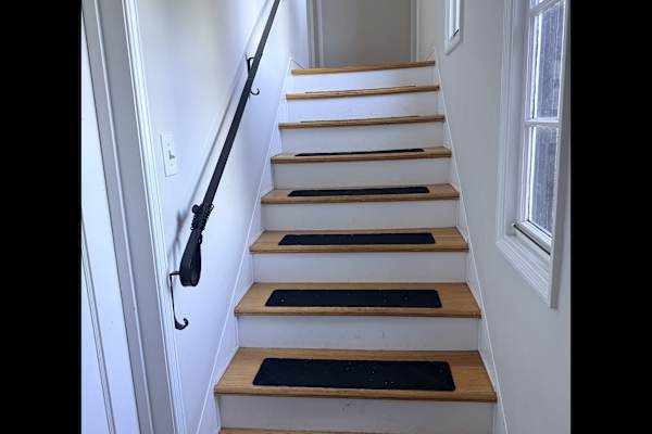 House sit in Oakland, CA, US