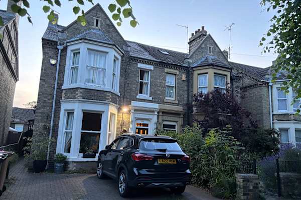 House sit in Peterborough, United Kingdom