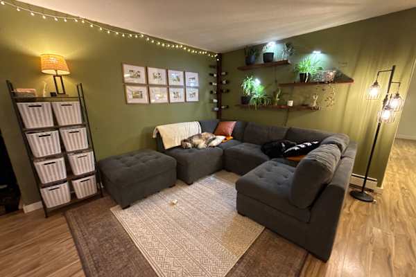 House sit in Anchorage, AK, US