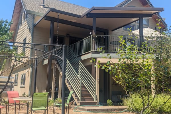 House sit in Redding, CA, US