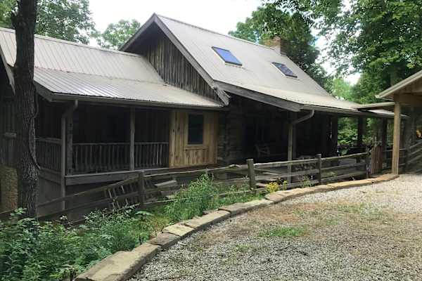 House sit in Nashville, IN, US