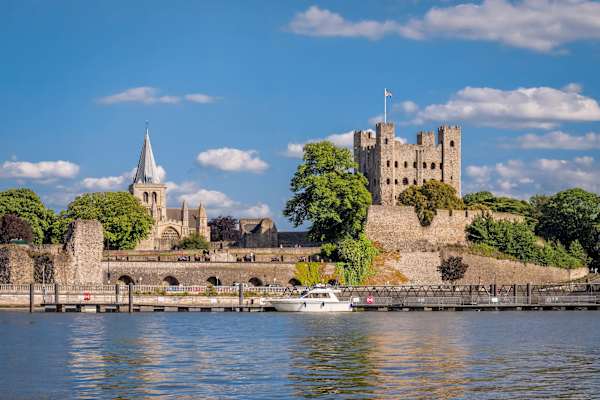 House sit in Rochester, United Kingdom