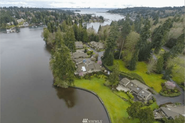 House sit in Bainbridge Island, WA, US