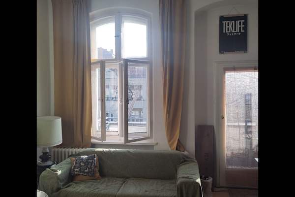 House sit in Berlin, Germany