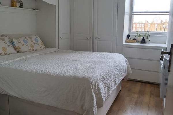 House sit in Richmond, United Kingdom