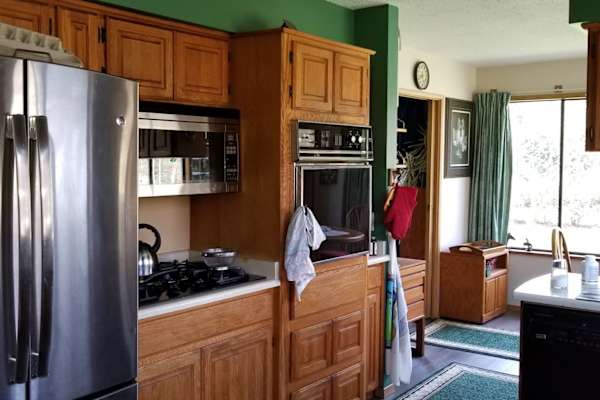 House sit in Maple Ridge, BC, Canada