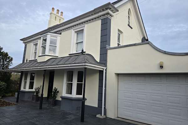 House sit in Saint Peter Port, Guernsey