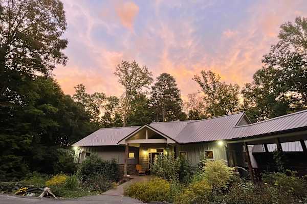 House sit in Chapel Hill, NC, US