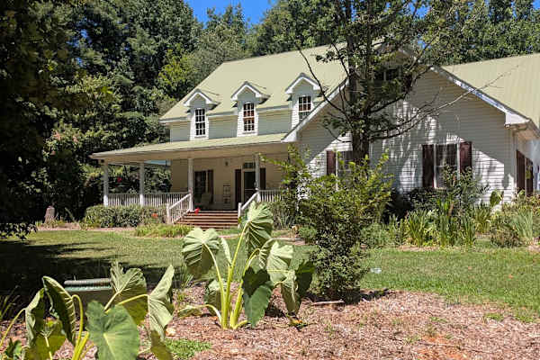 House sit in Clarkesville, GA, US