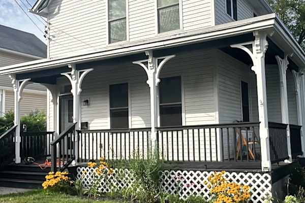 House sit in Beacon, NY, US