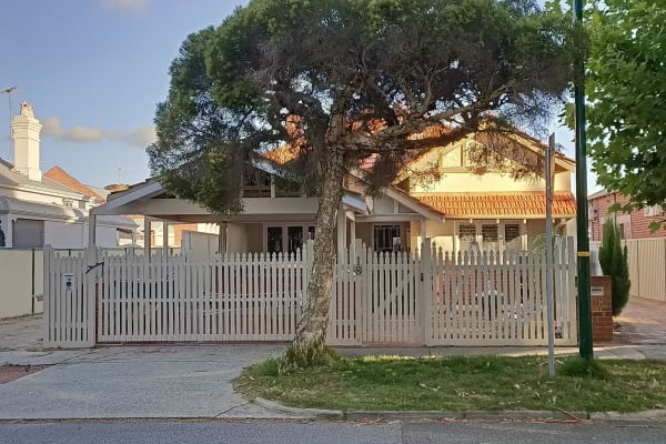 House sit in Perth, WA, Australia