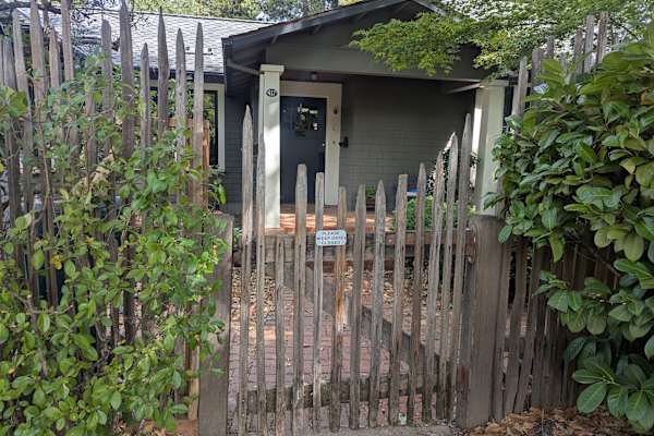 House sit in Ukiah, CA, US