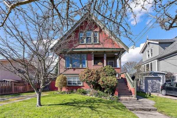 House sit in Victoria, BC, Canada