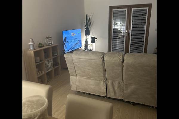 House sit in Pwll, United Kingdom