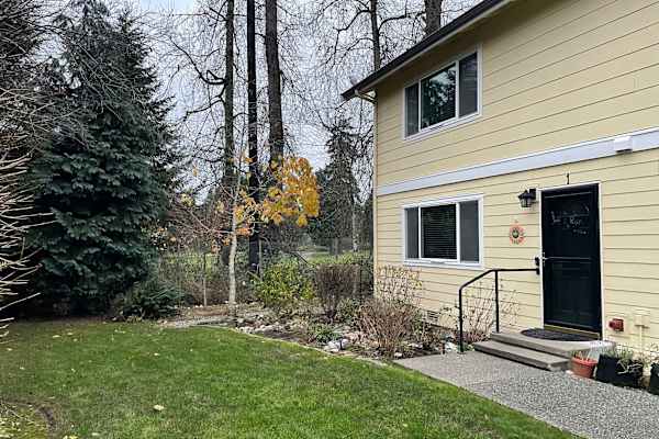 House sit in Bellevue, WA, US
