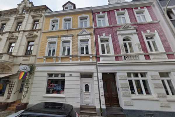 House sit in Bonn, Germany