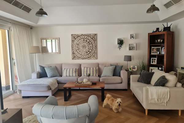 House sit in Dubai, United Arab Emirates