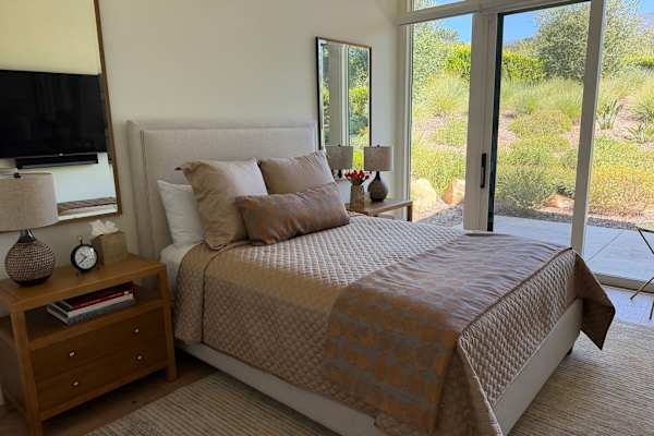 House sit in Santa Barbara, CA, US