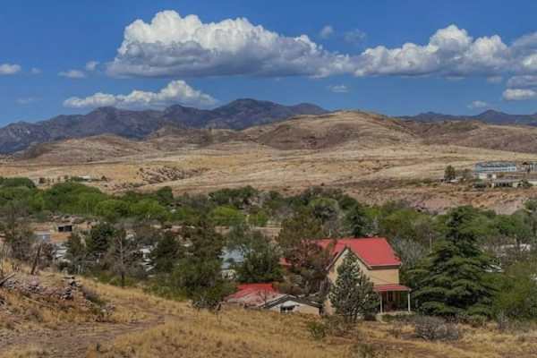 House sit in Hillsboro, NM, US