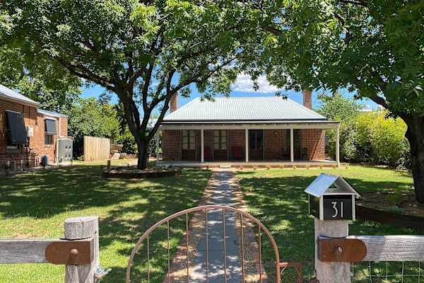 House sit in Mudgee, NSW, Australia