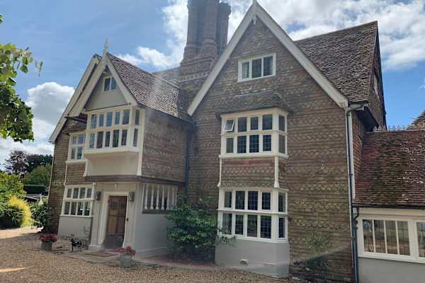 House sit in Brenchley, United Kingdom