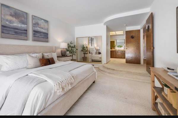 House sit in Moraga, CA, US