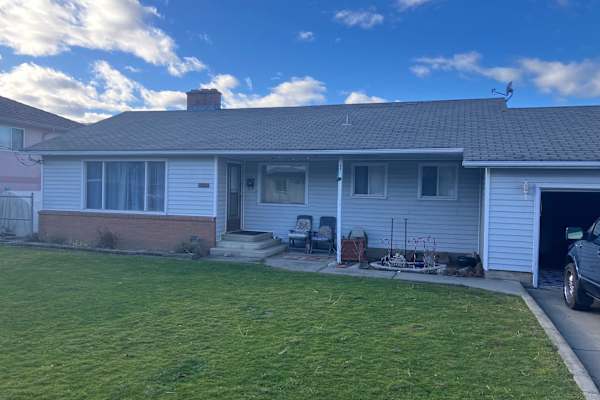 House sit in Penticton, BC, Canada