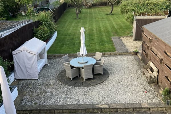 House sit in Bracknell, United Kingdom