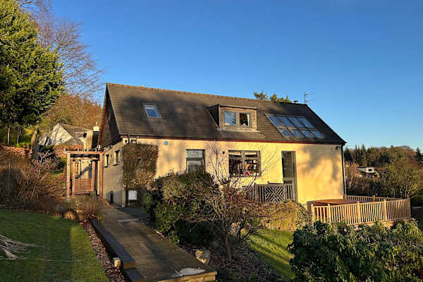 House sit in Dollar, United Kingdom