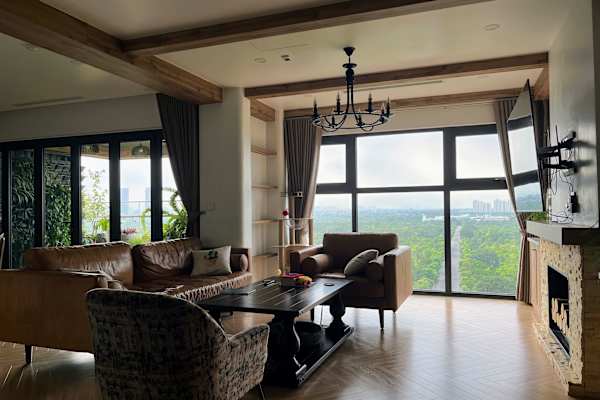 House sit in Hanoi, Vietnam