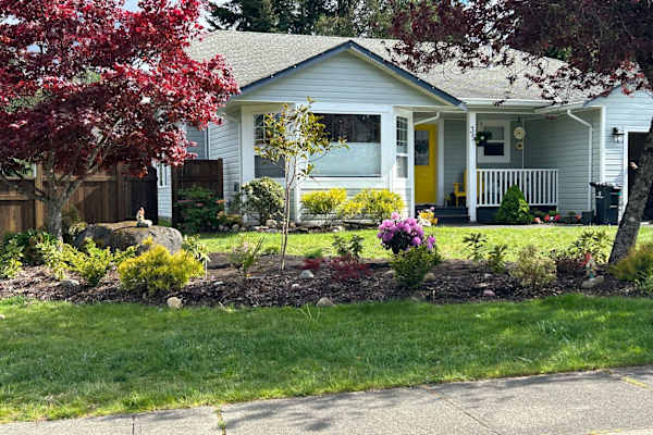 House sit in Courtenay, BC, Canada