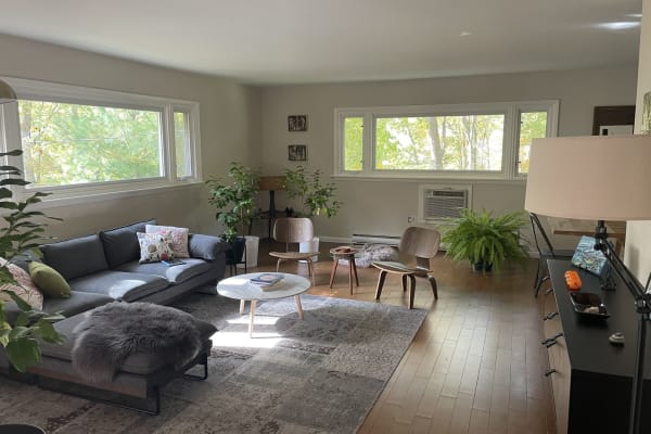 House sit in Pound Ridge, NY, US