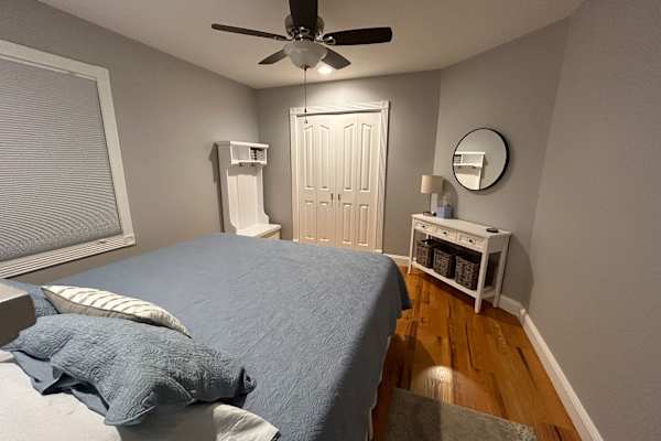 House sit in Weaverville, NC, US