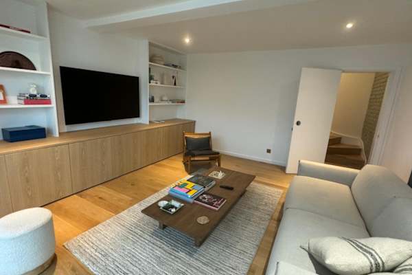 House sit in Notting Hill Gate, United Kingdom