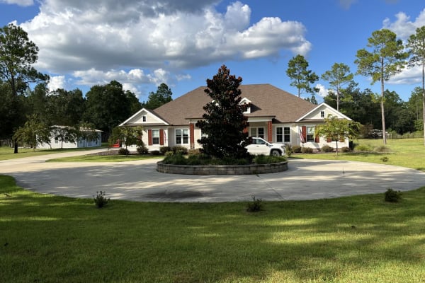 House sit in Woodville, FL, US