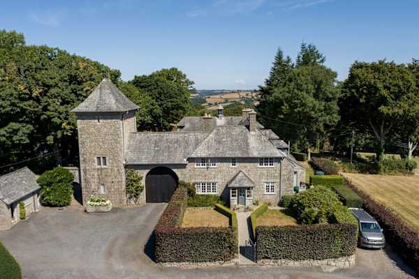 House sit in Chagford, United Kingdom