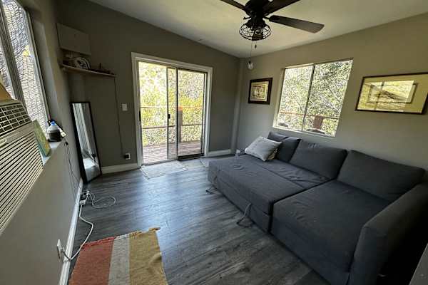 House sit in Silverado, CA, US