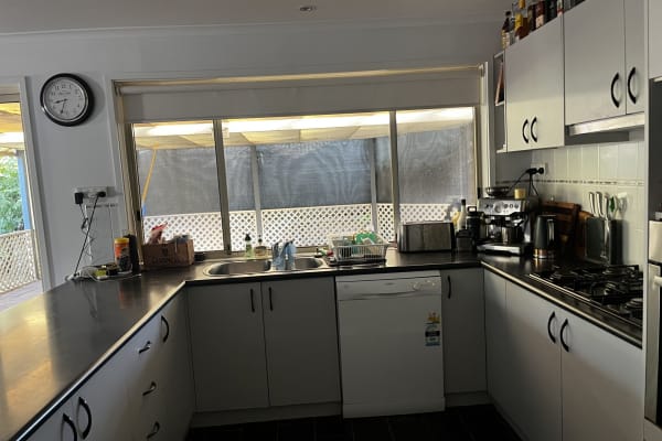 House sit in Upper Diamond Creek, VIC, Australia