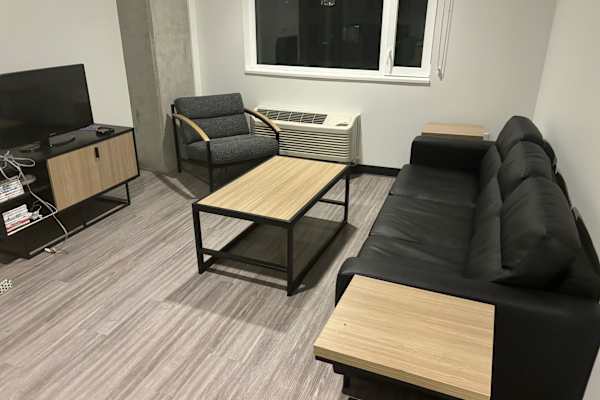 House sit in Eugene, OR, US