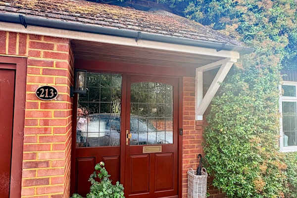 House sit in Wokingham, United Kingdom