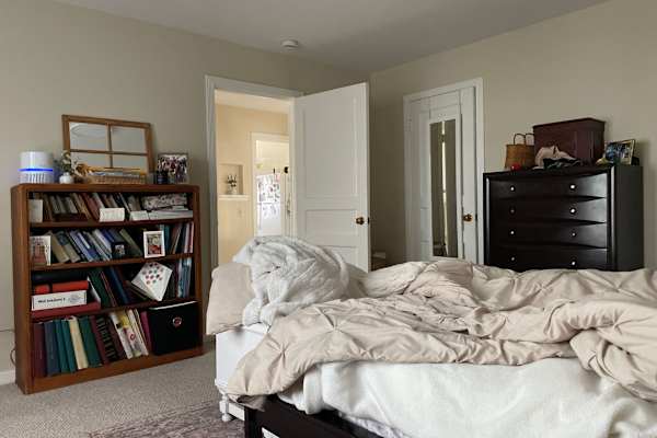 House sit in Burlingame, CA, US