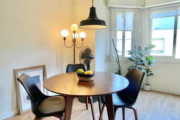 House sit in Barcelona, Spain
