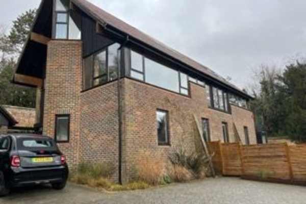 House sit in Winchester, United Kingdom