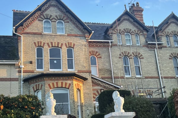 House sit in Bridport, United Kingdom