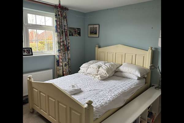 House sit in Hungerford, United Kingdom