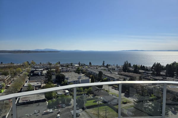 House sit in White Rock, BC, Canada